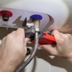 pros and cons of tankless water heaters