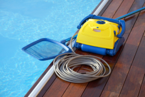 Pool Vacuum Cleaners vs. Manual Cleaning