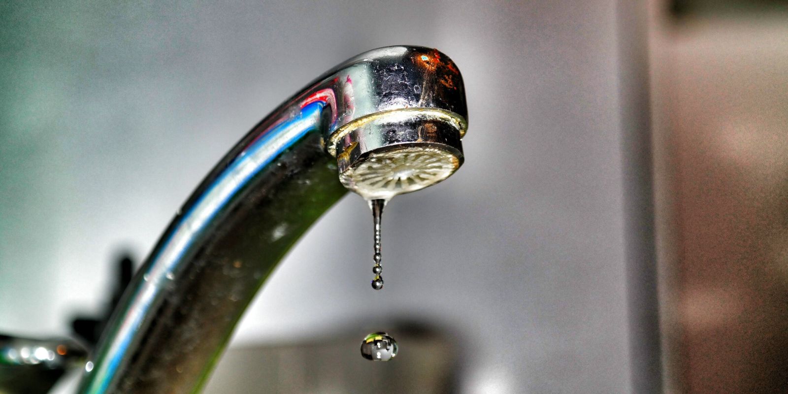 How to fix a leaky tap and save water